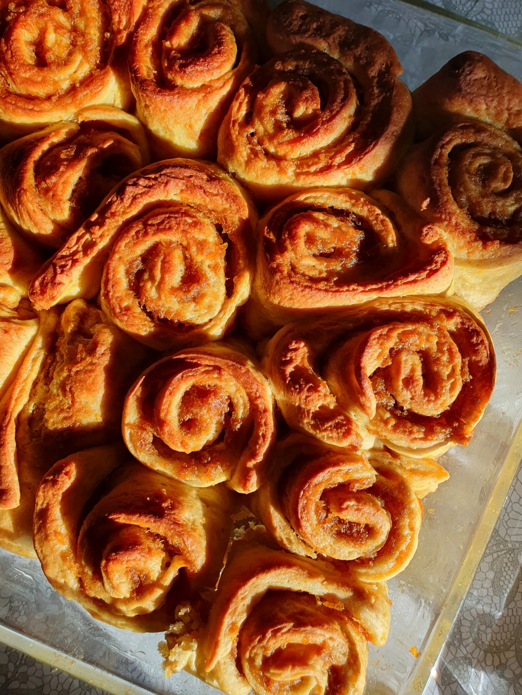 Ρολάκια κανέλας με&nbsp;κολοκύθα